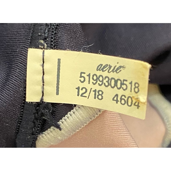 Aerie Chill Play Move Shades Of Purple Active Cropped Leggings, Size Medium - Picture 10 of 12